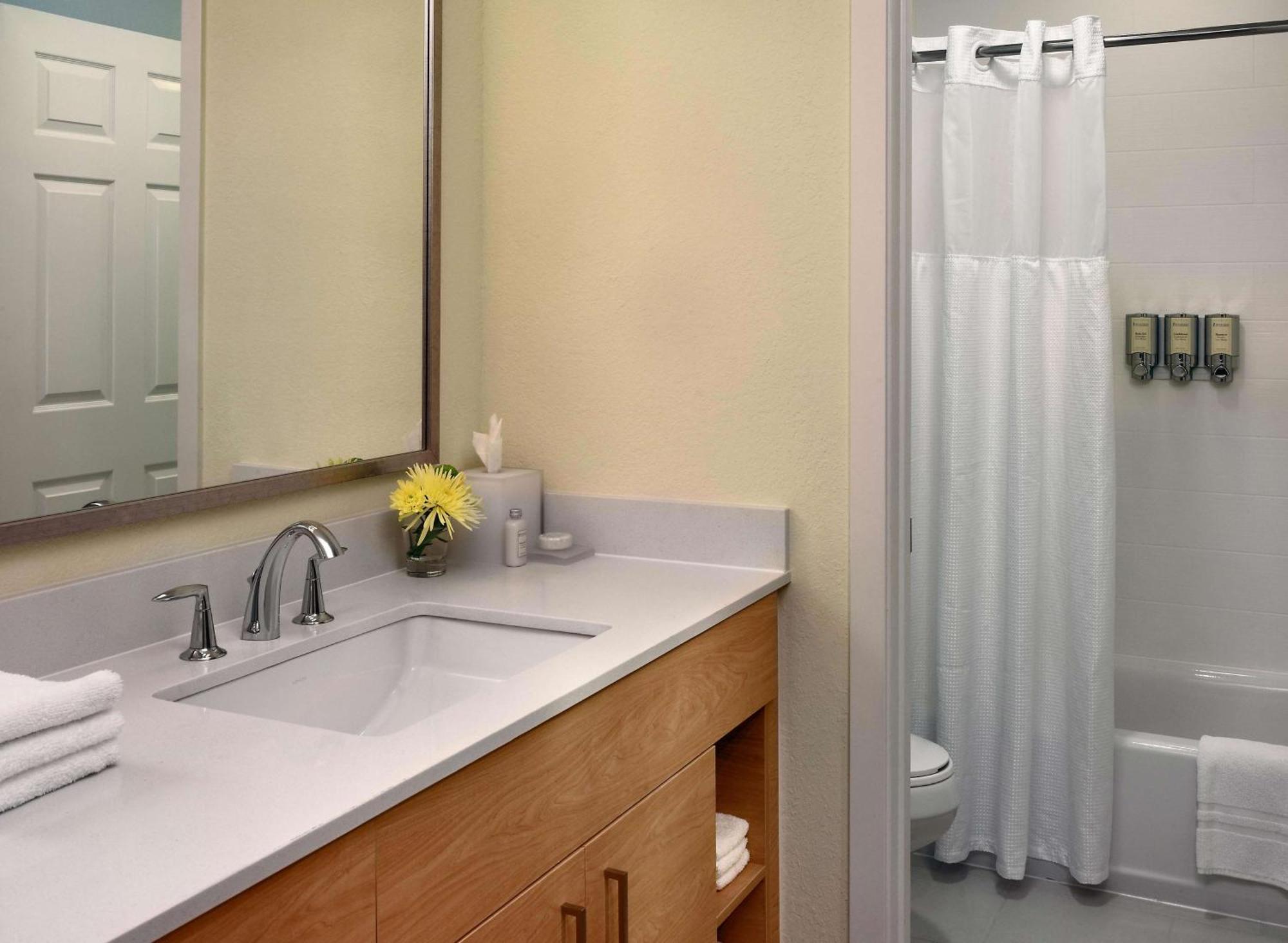 Staybridge Suites Boston - Burlington By Ihg מראה חיצוני תמונה
