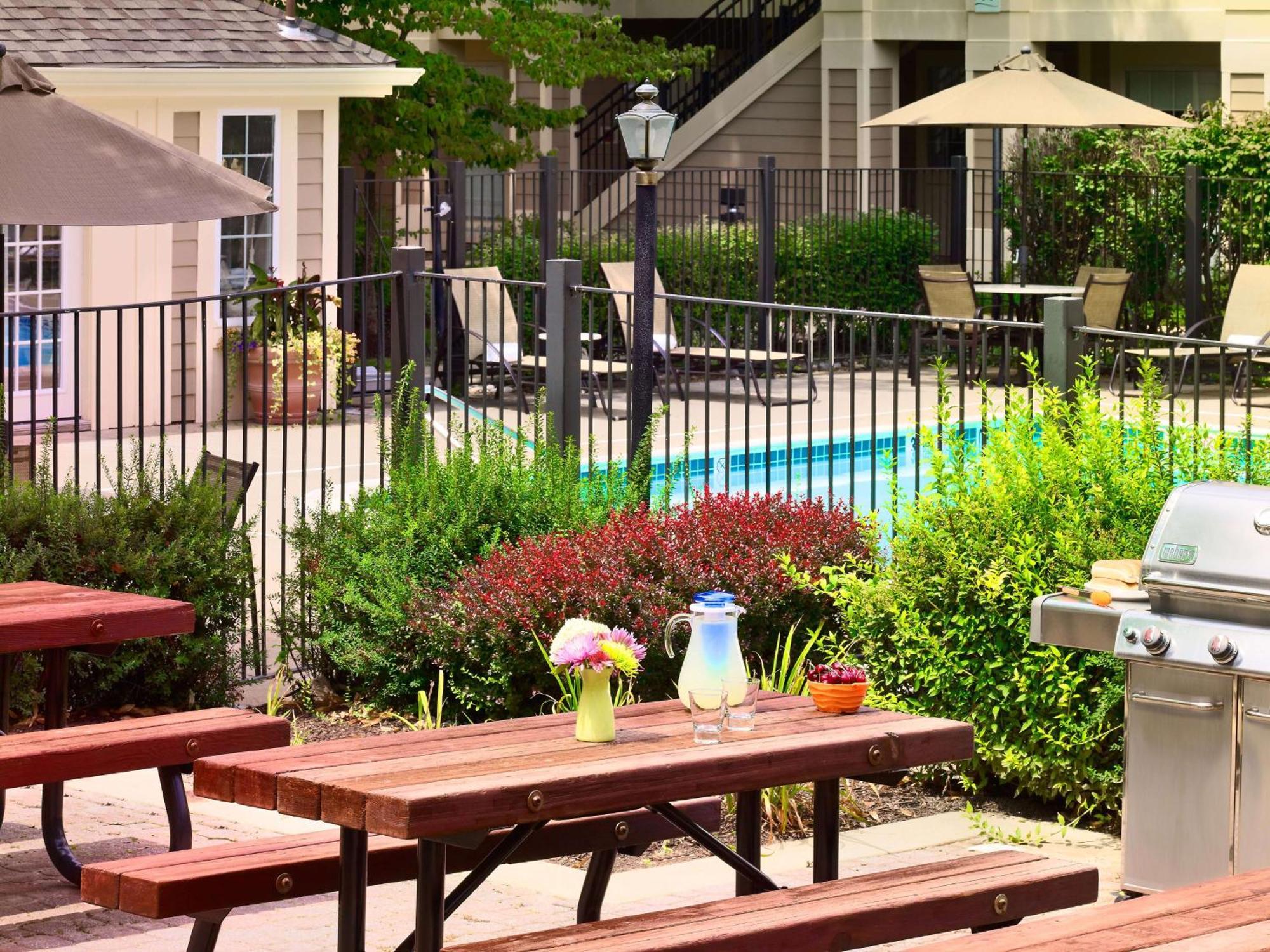 Staybridge Suites Boston - Burlington By Ihg מראה חיצוני תמונה